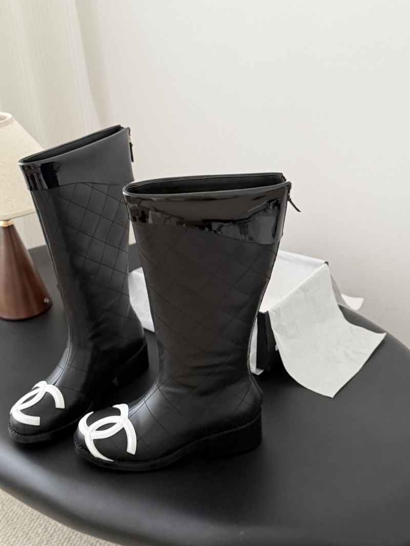 Ch**el boots